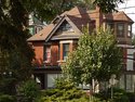 View 1039 Main Street East